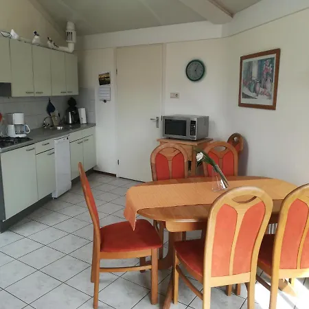 Zeester 227 Vakantiehuis *